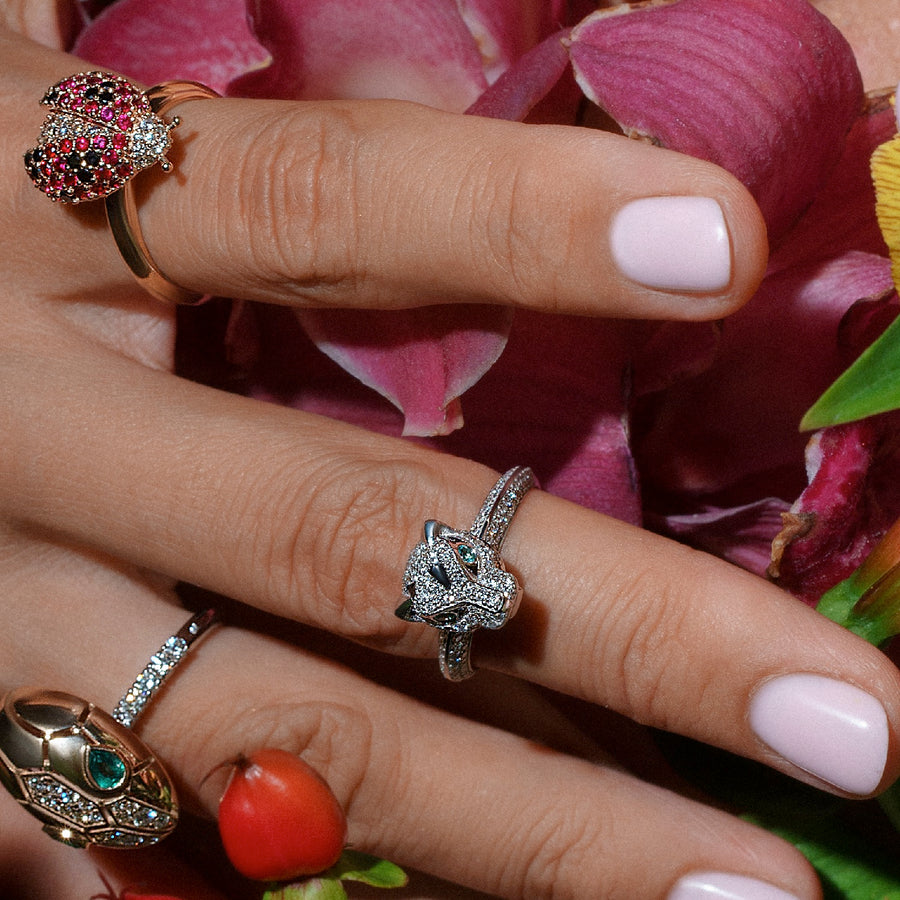 Rounded ring & Charm Snake