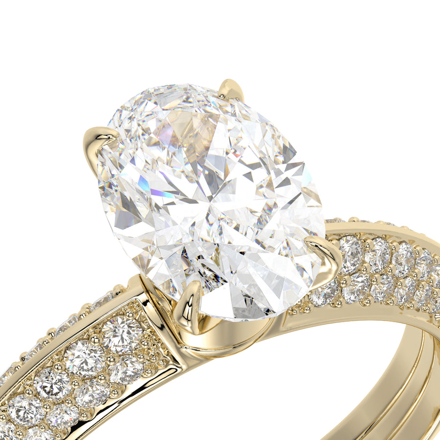 Oval 1ct + T-rind diamonds